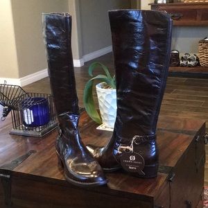 BORN Crown Series Helen Boot: 7.5